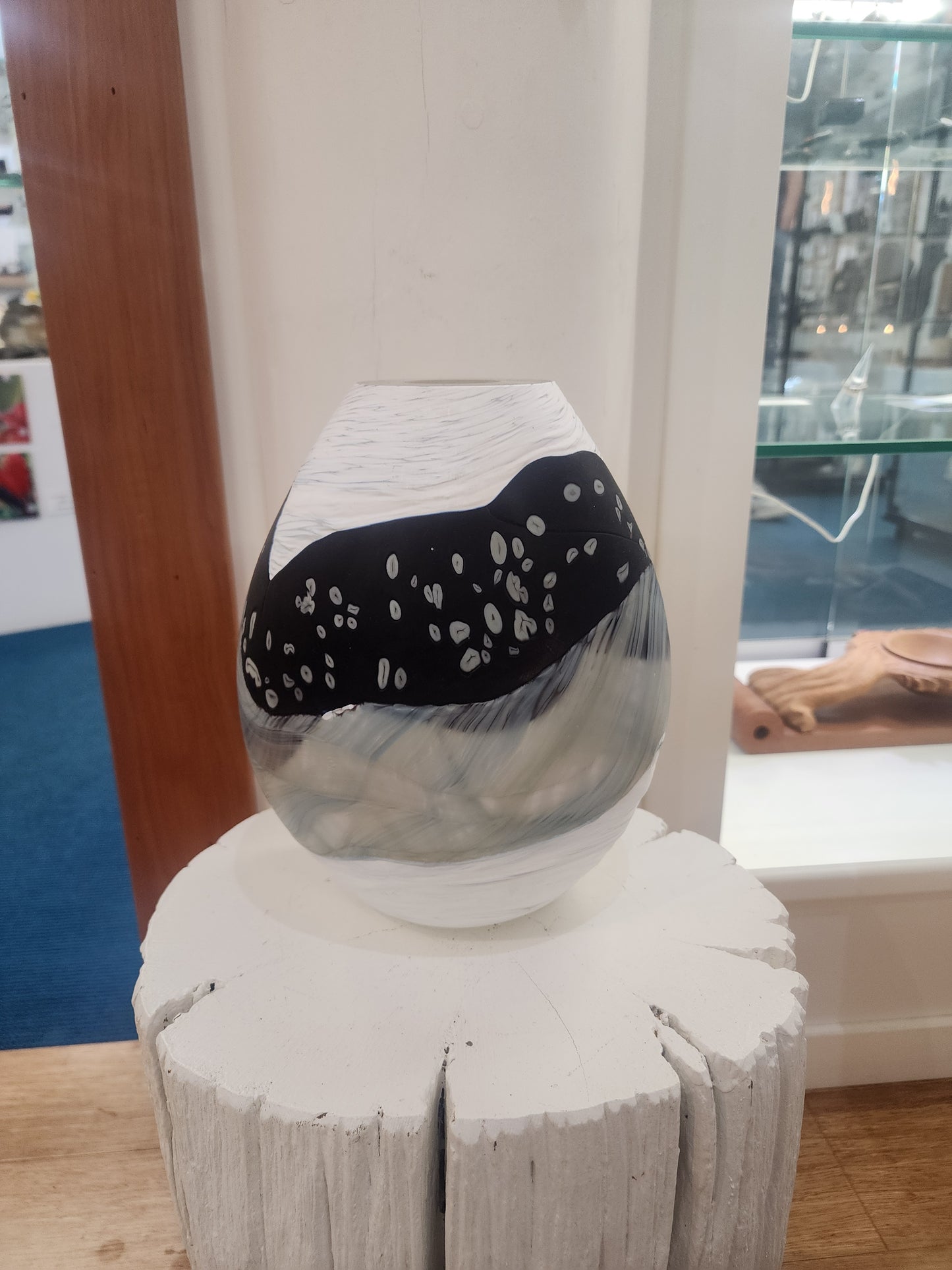 Volcanic Tear Vase (Medium)