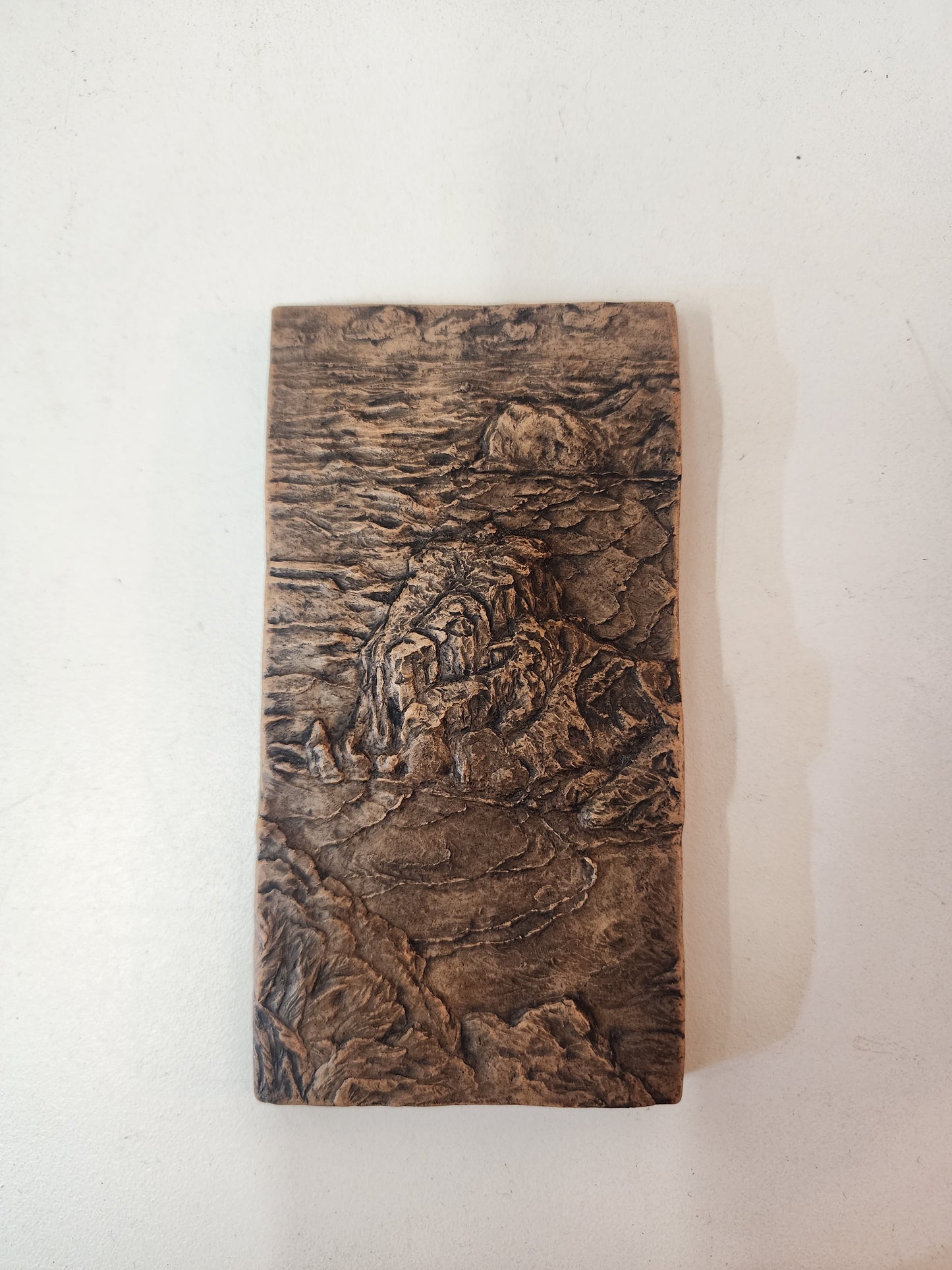 Piha Black Sand - Bas Relief Tile