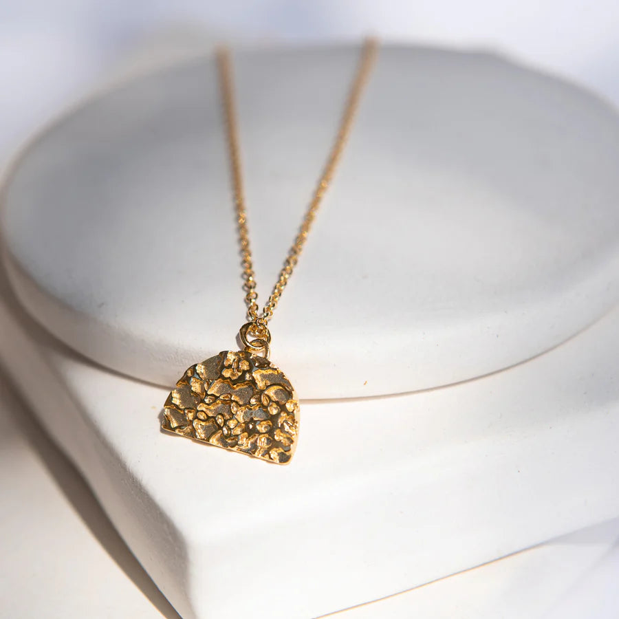 Lace Arch Necklace