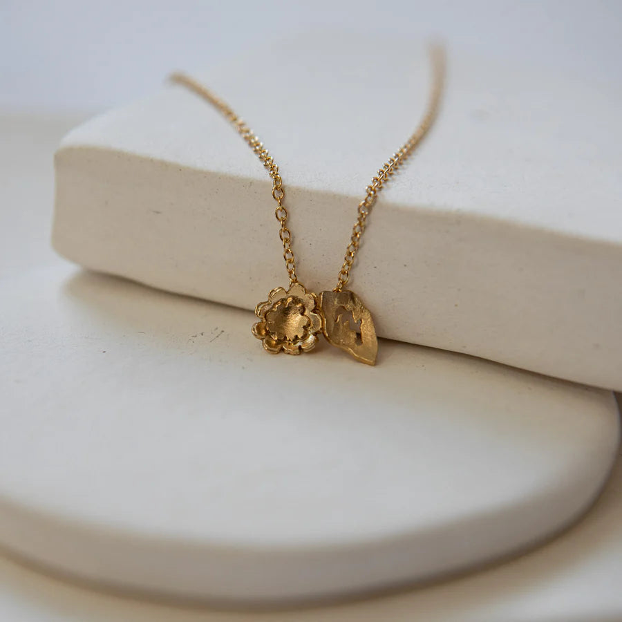 Briar Flower & Leaf Necklace