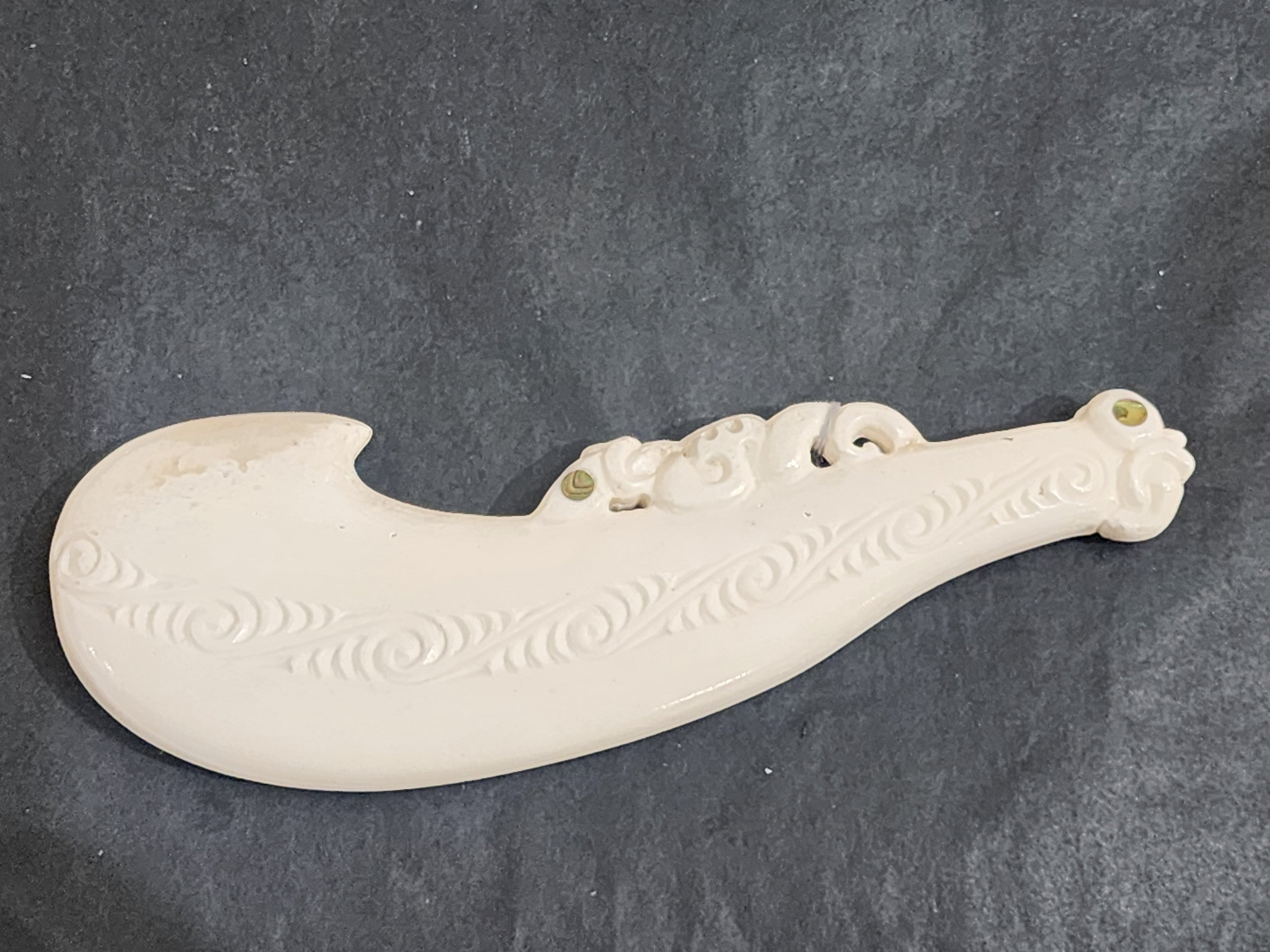 Patu with Paua Eye - Whalebone