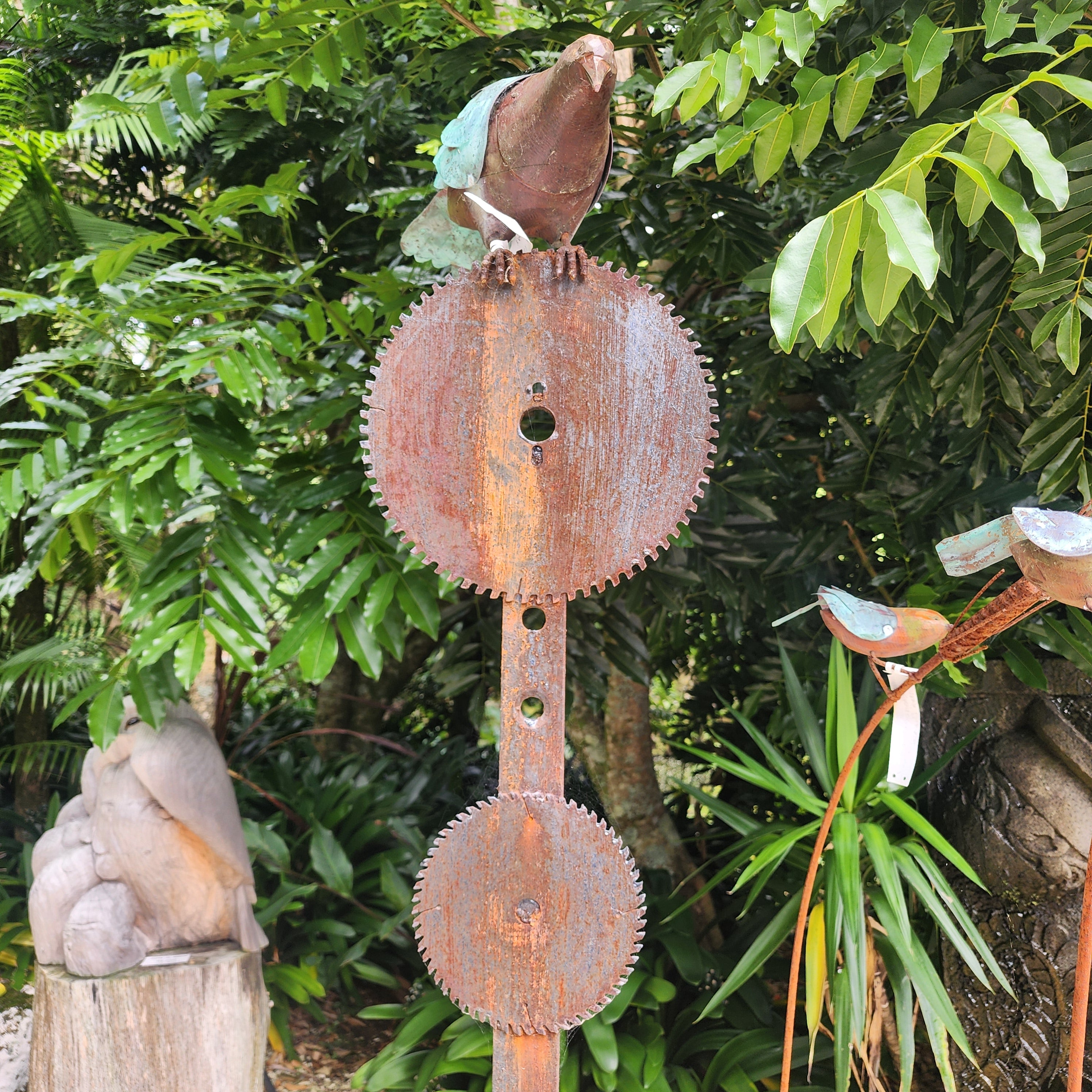 Kereru on Sawblade & Rod