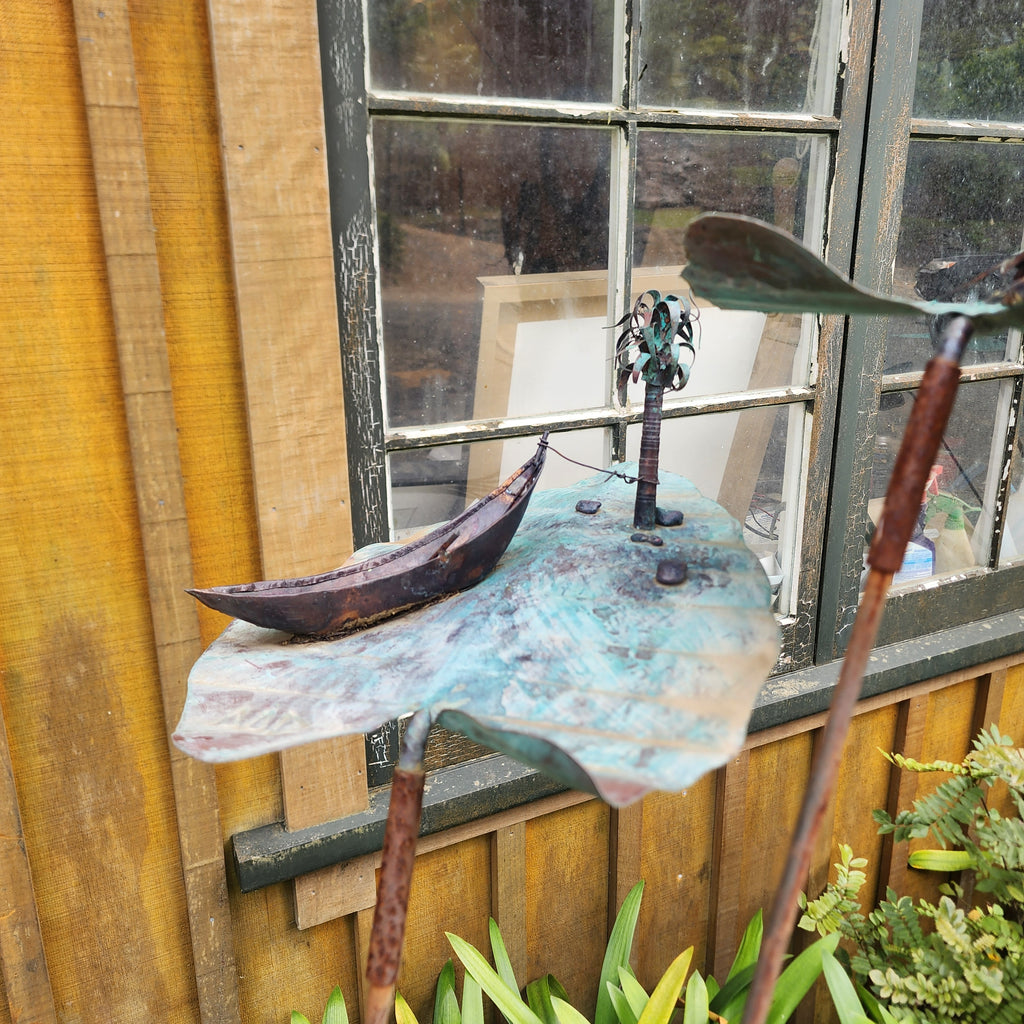 Leaf Canoe