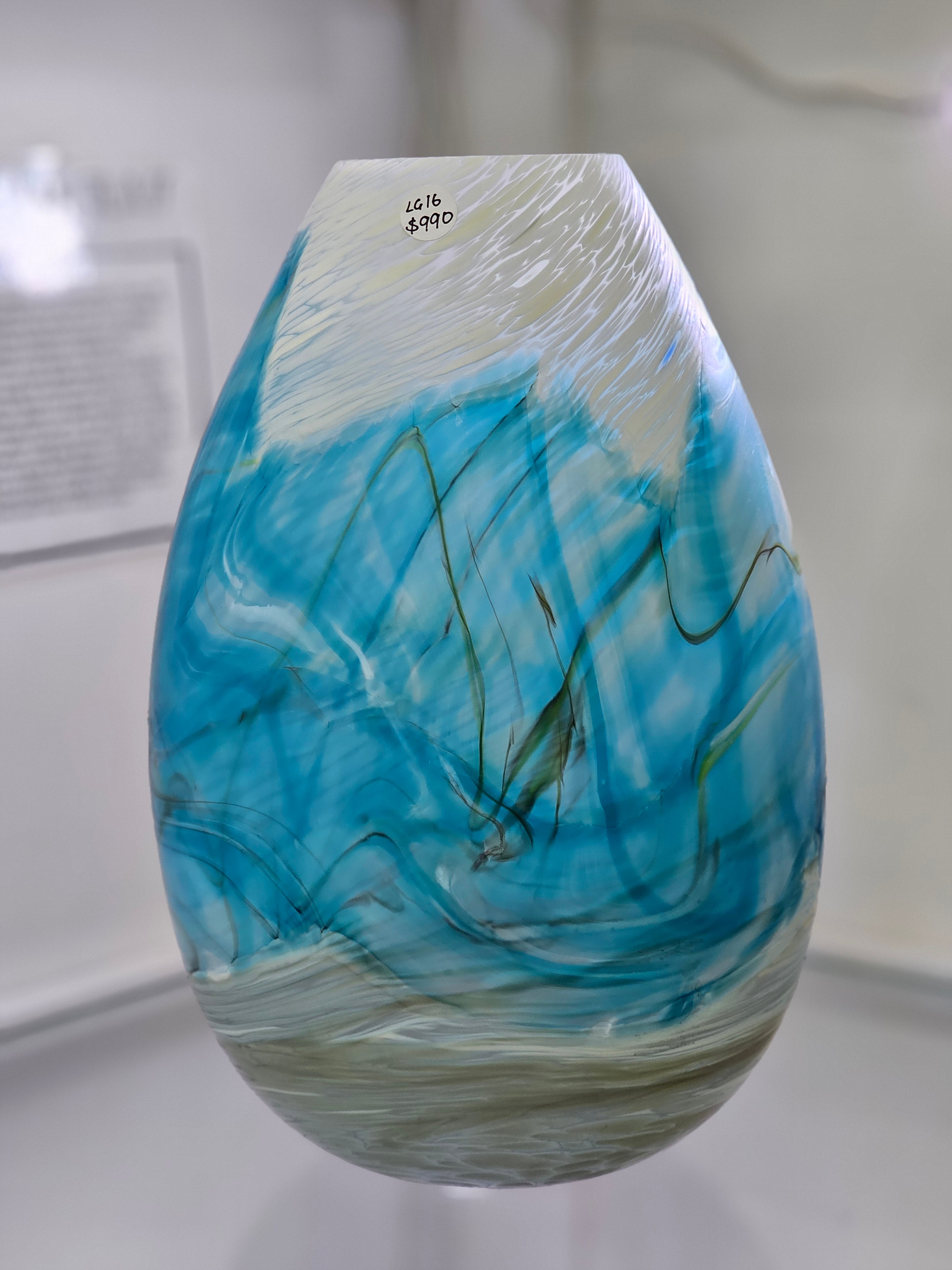 Volcanic Tear Vase (Medium)