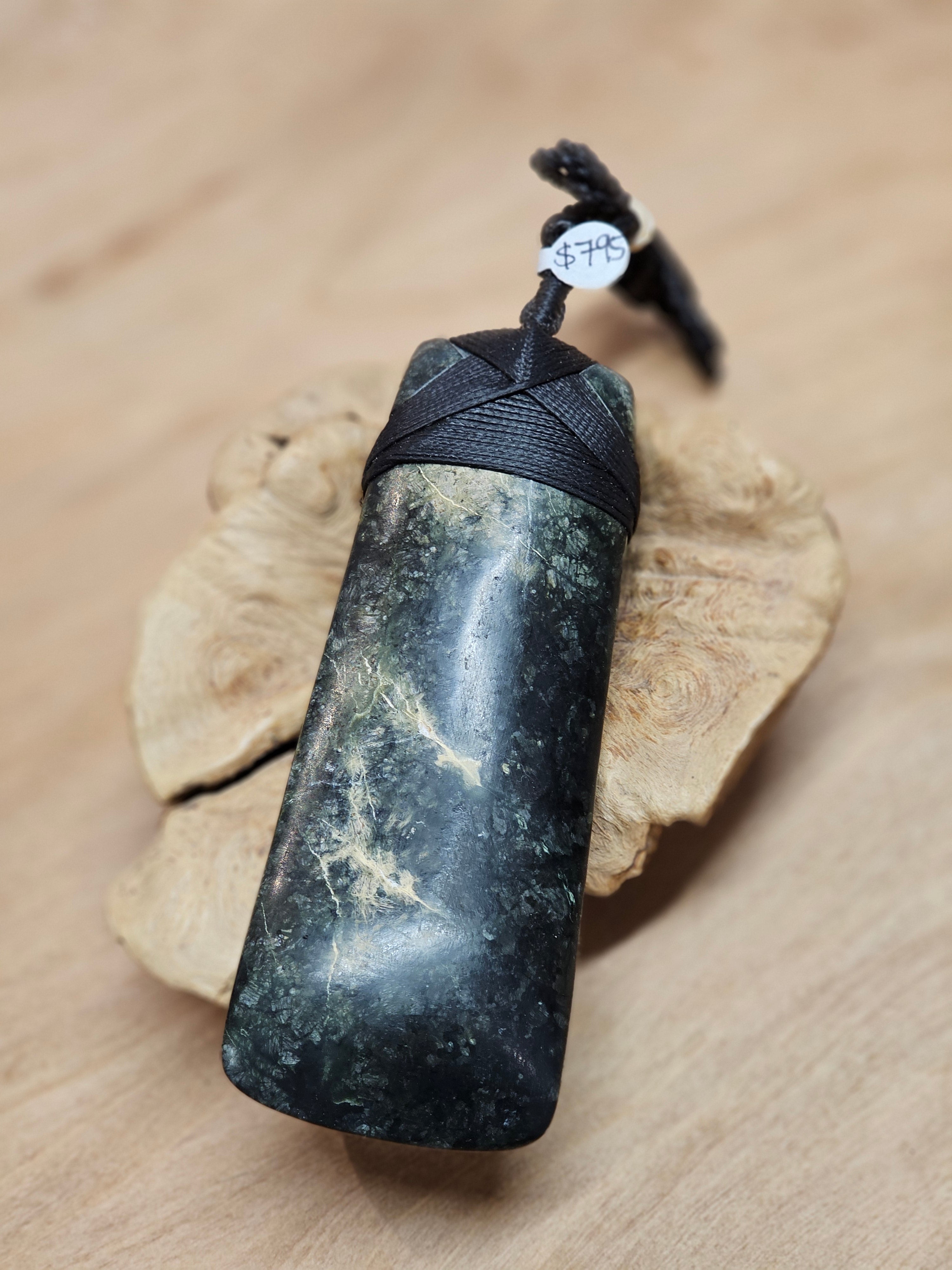 XL Toki Pounamu