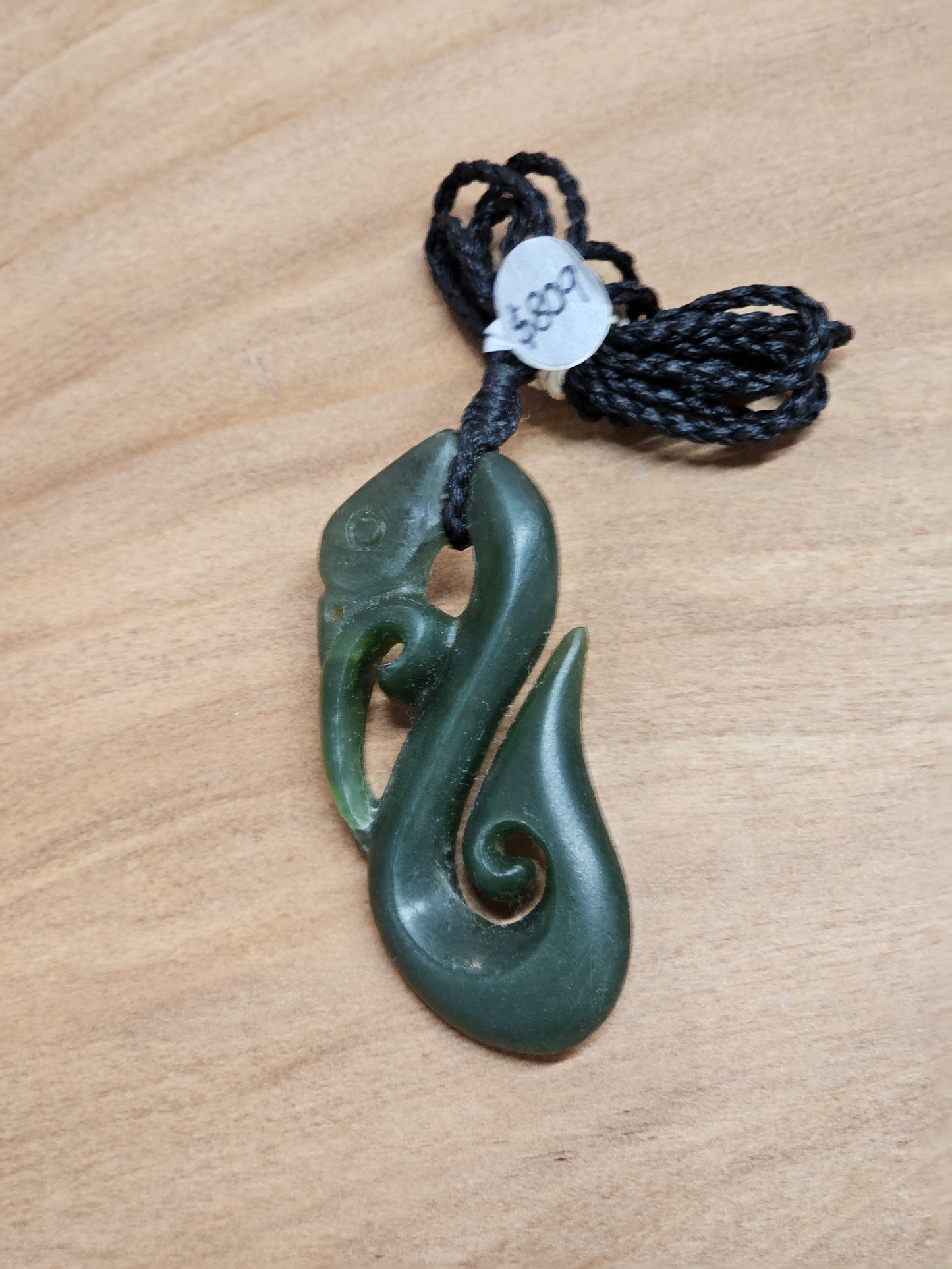 Taniwha Pounamu Manaia