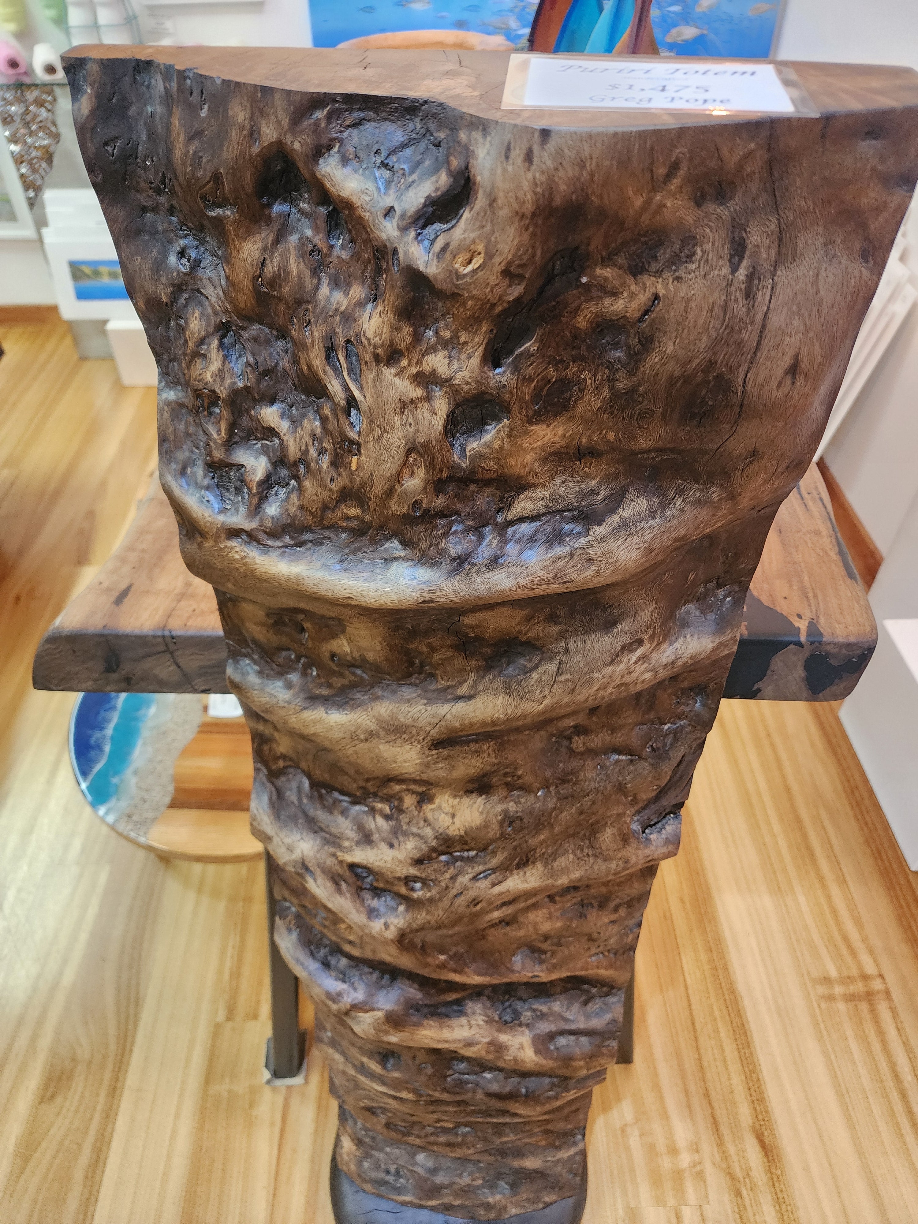 Puriri Totem