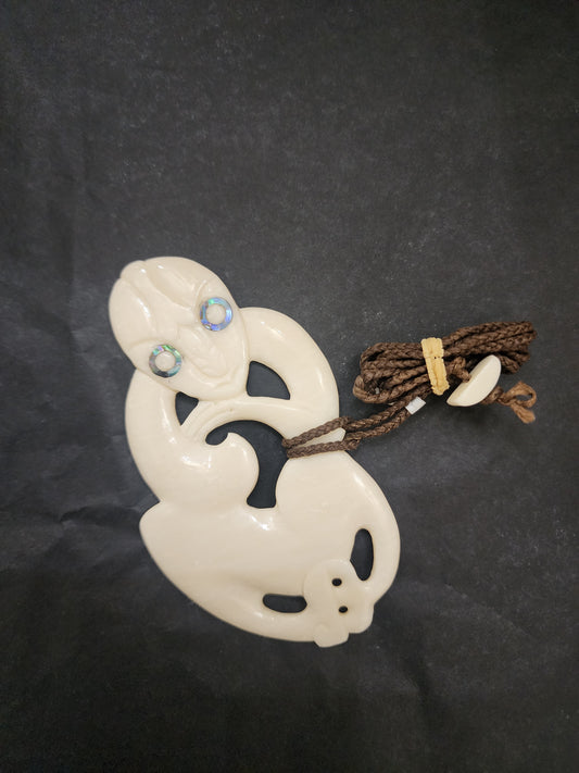 Tiki - Whalebone