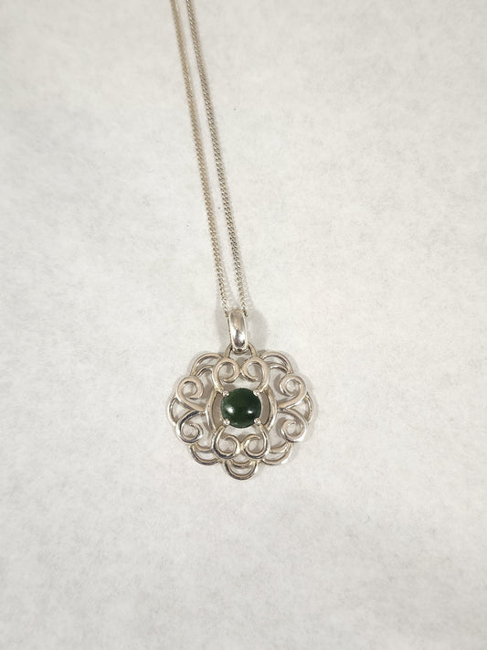 Pounamu Filigree Circle - Necklace