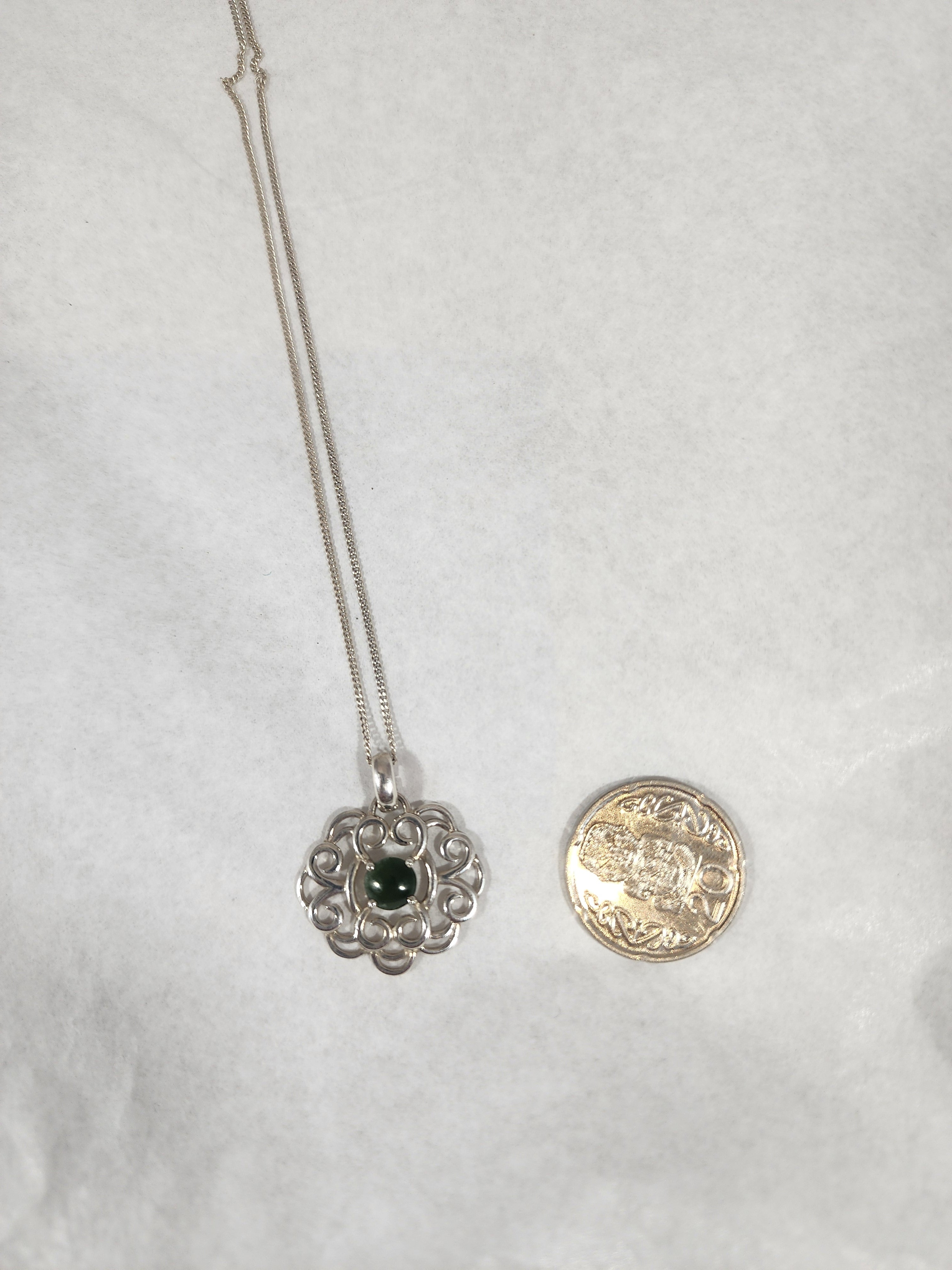 Pounamu Filigree Circle - Necklace