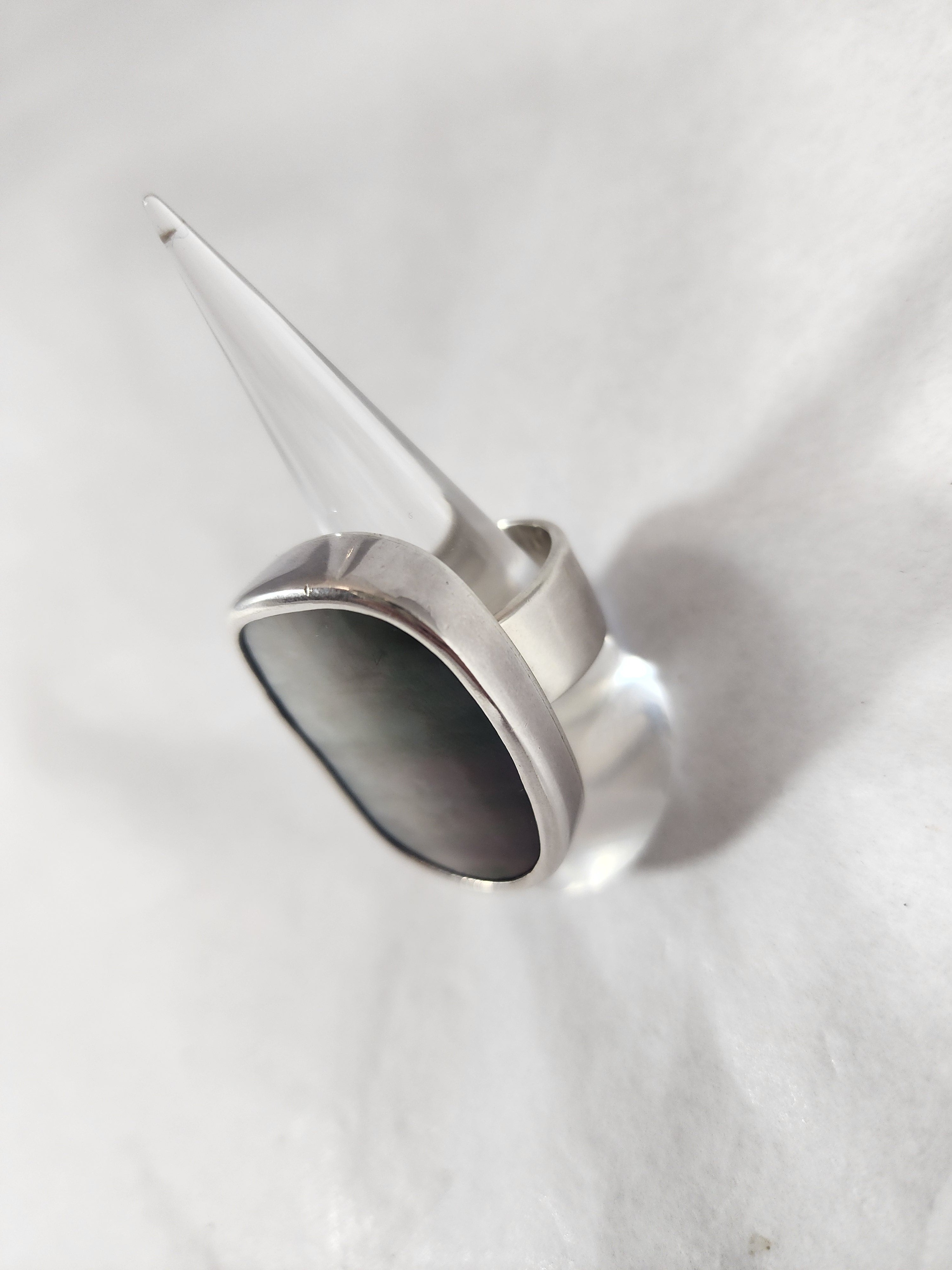 Black Mother of Pearl - Ring