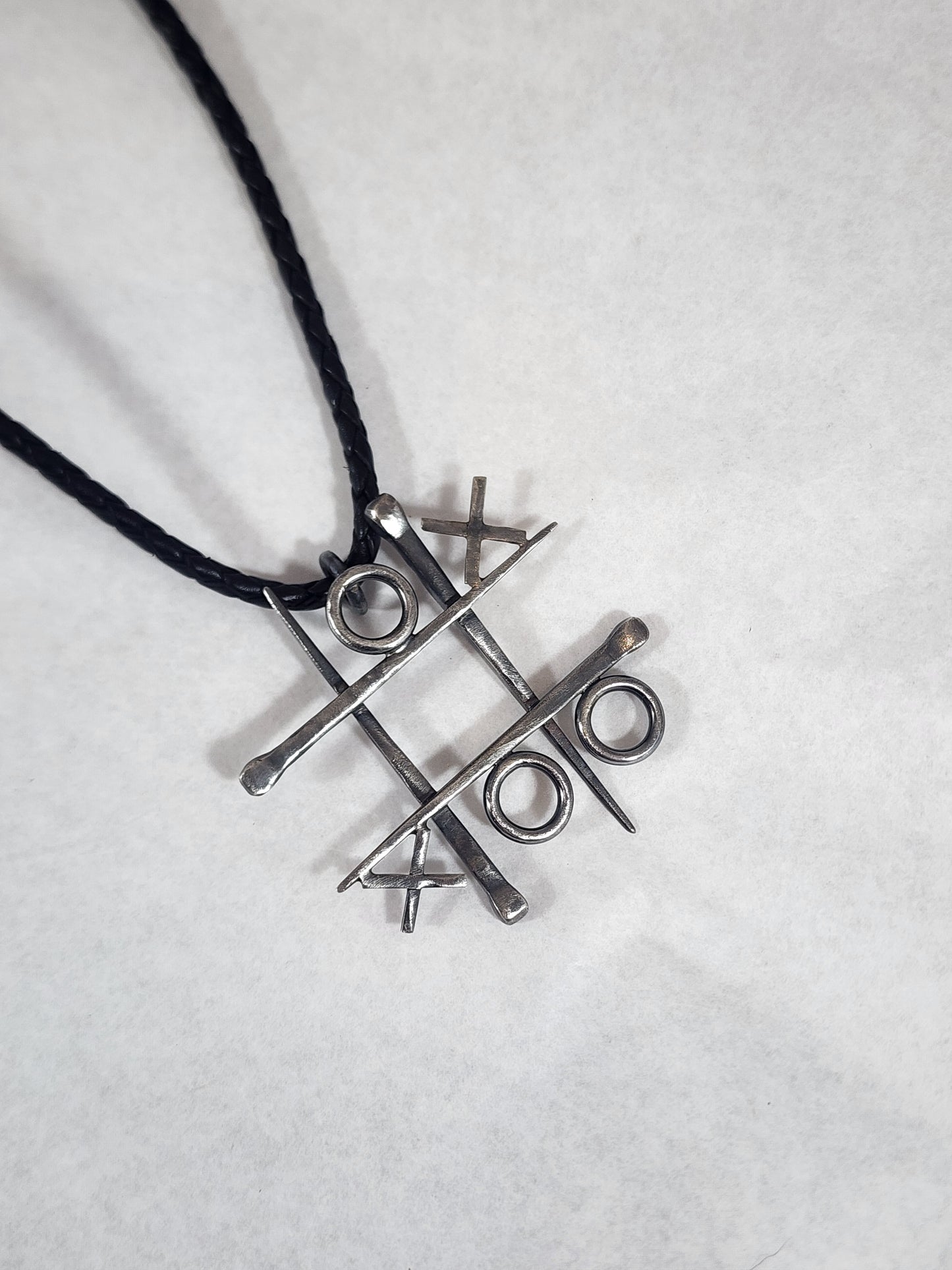 Noughts and Crosses - Pendant