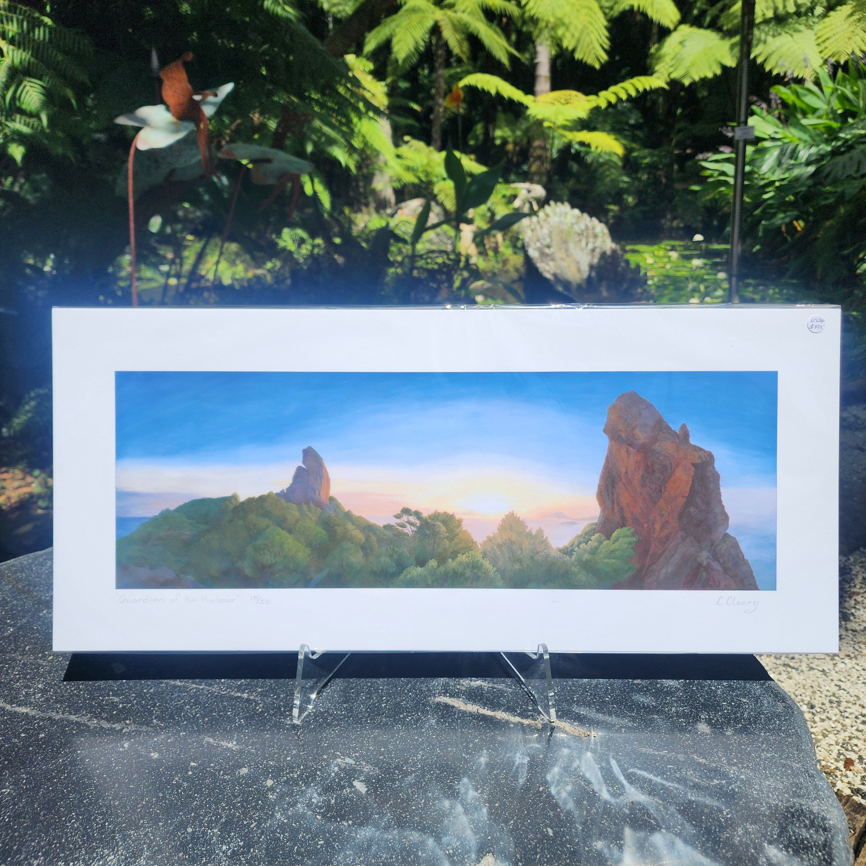 Guardian of the Harbour - Paper Print