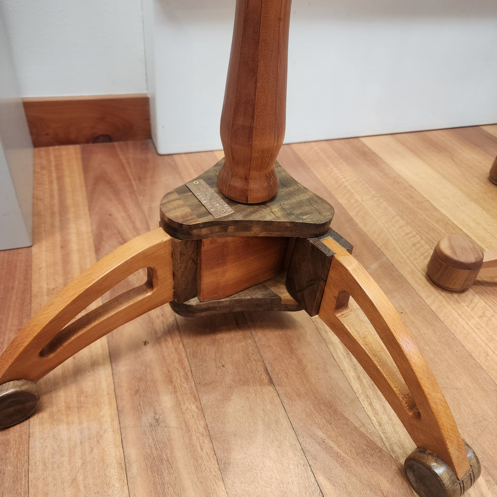 Music Stand with Treble Clef