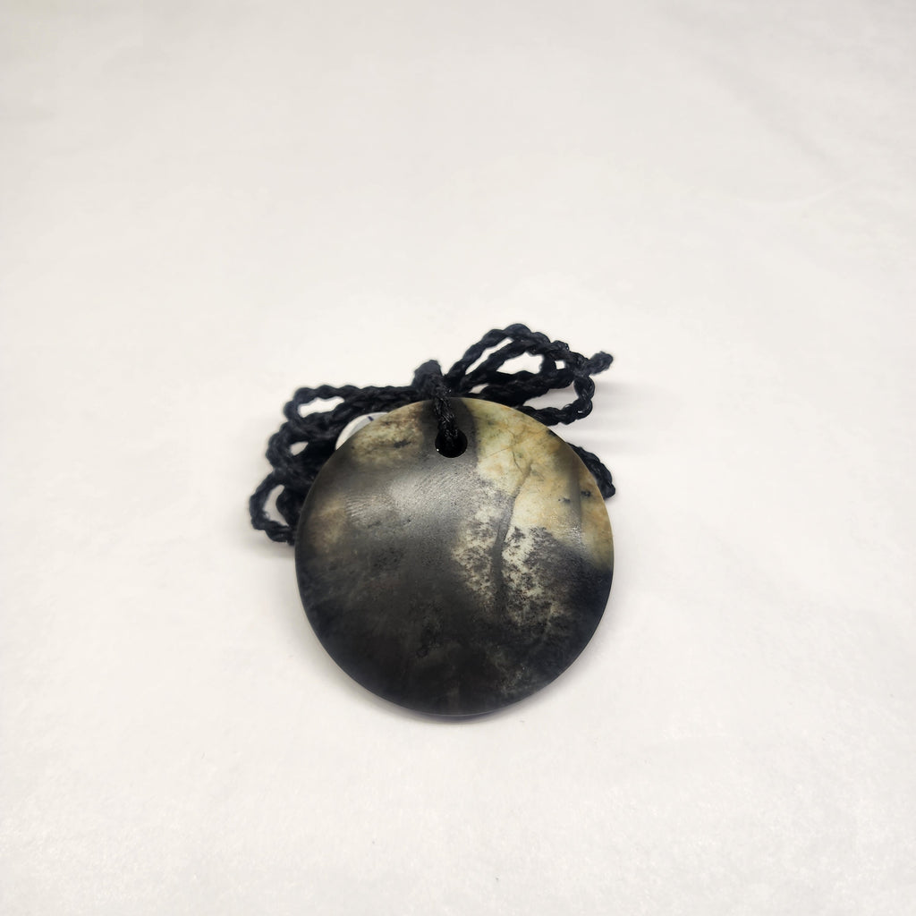 Pounamu Pendant - Tasman