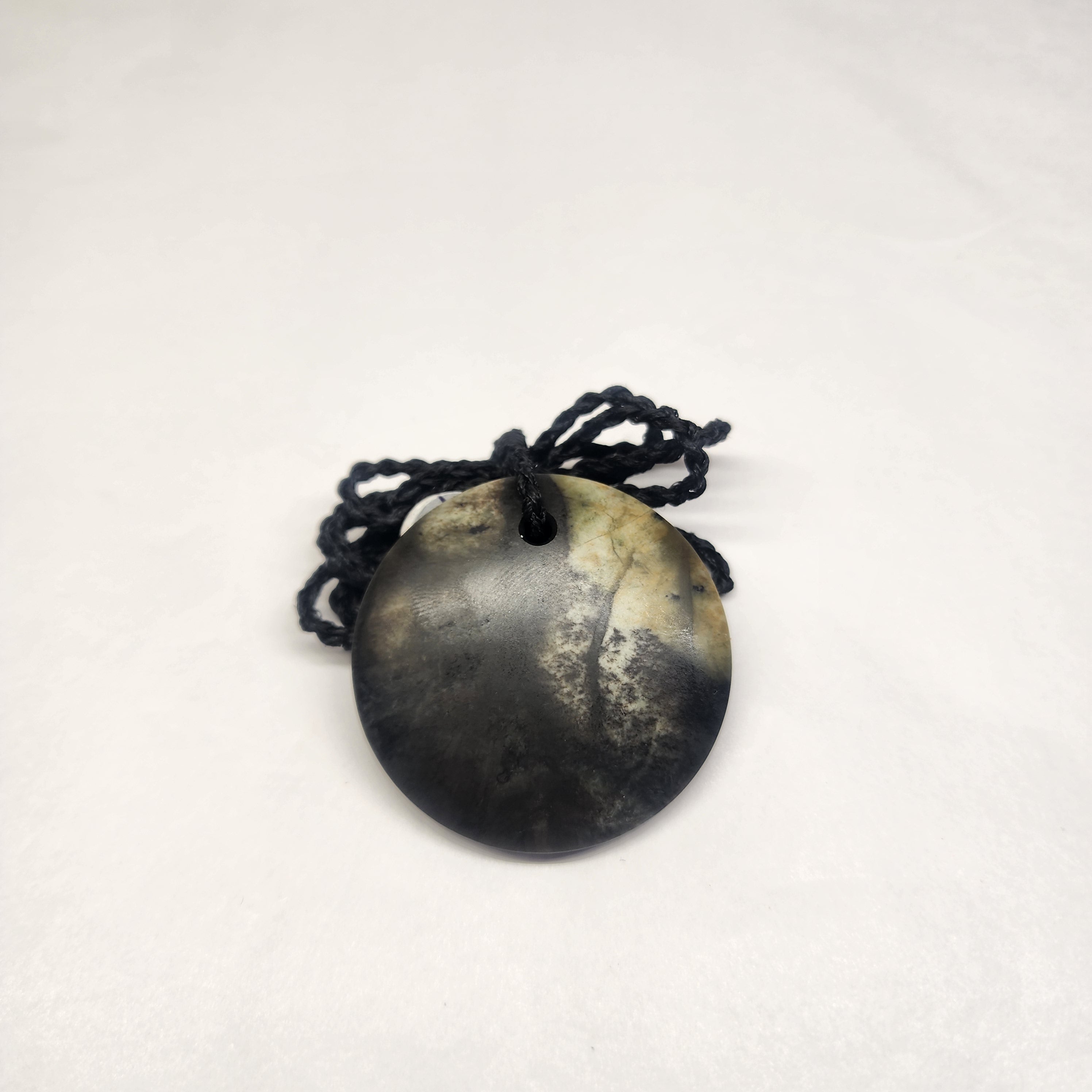 Pounamu Pendant - Tasman