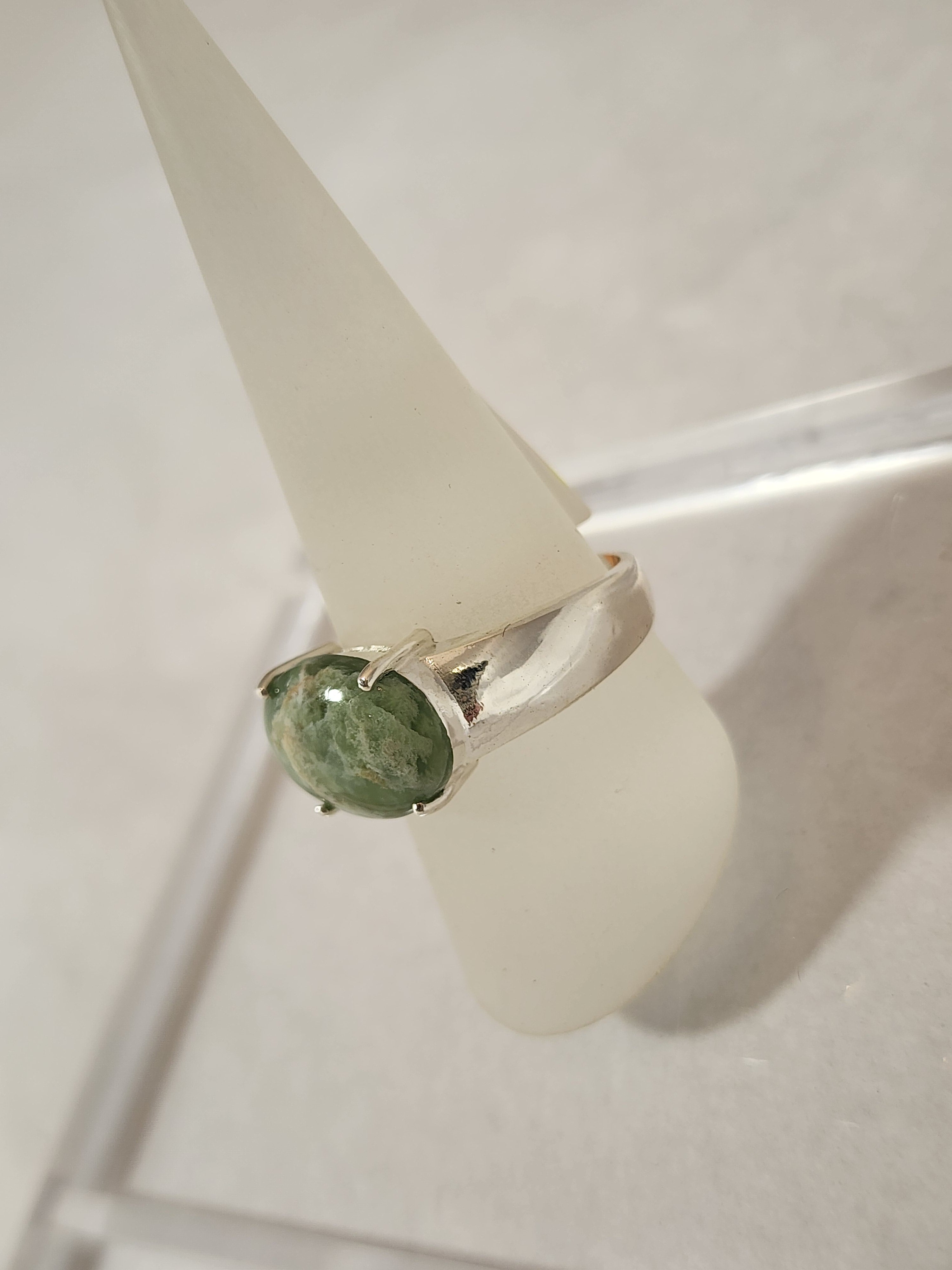 Pounamu Oval - Ring