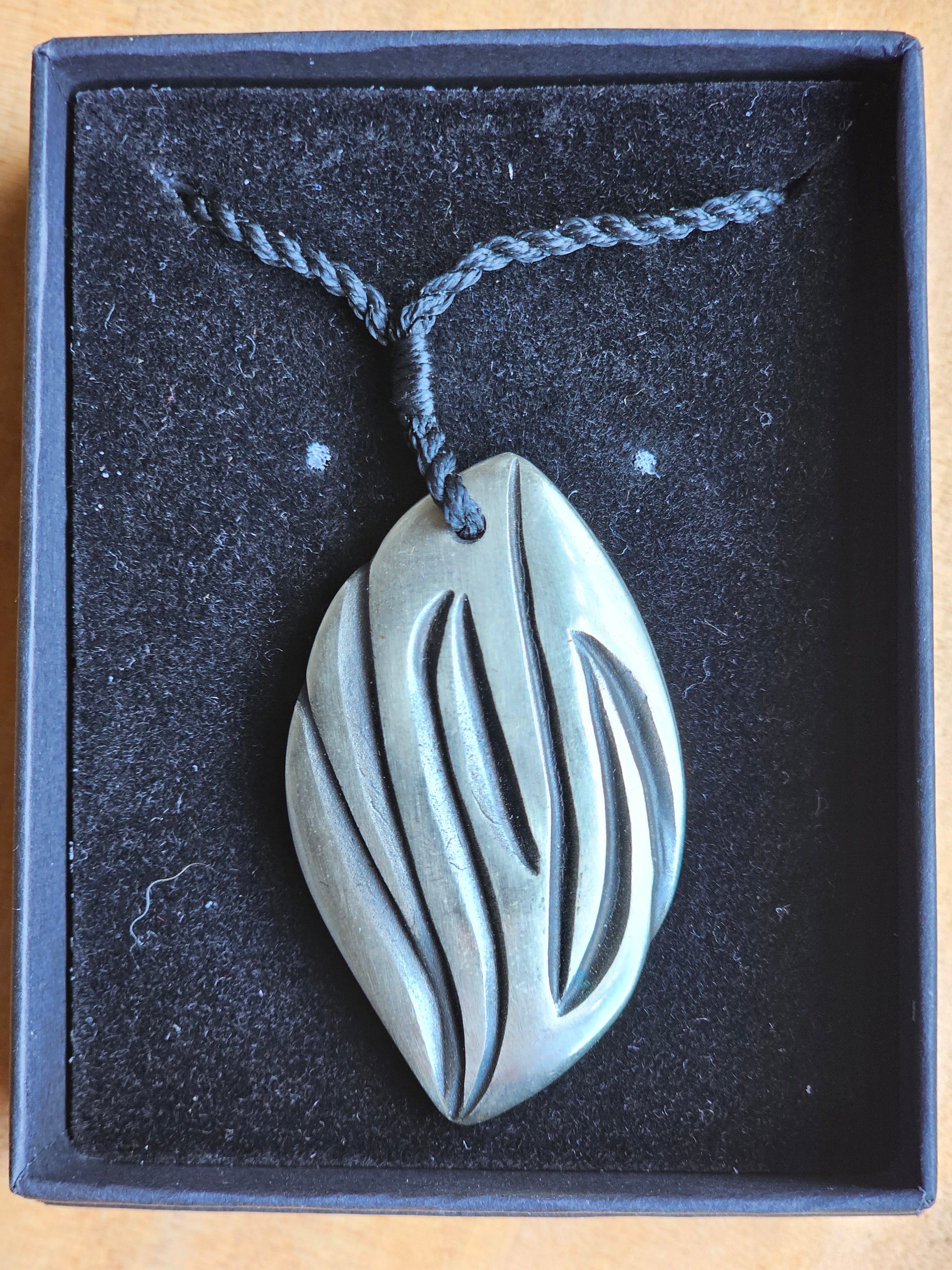 White Bronze Pendant - Flow Lines