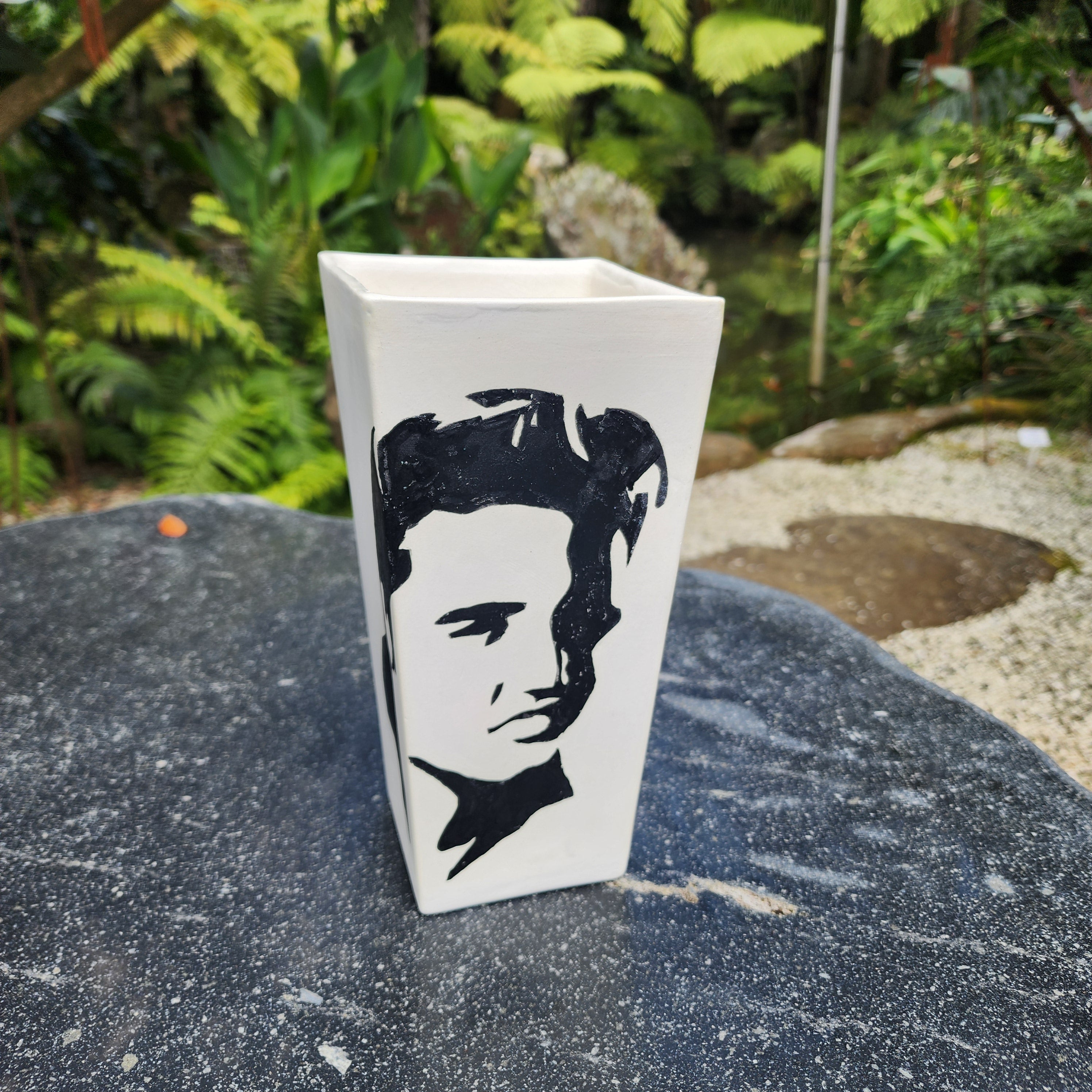 Elvis Vase