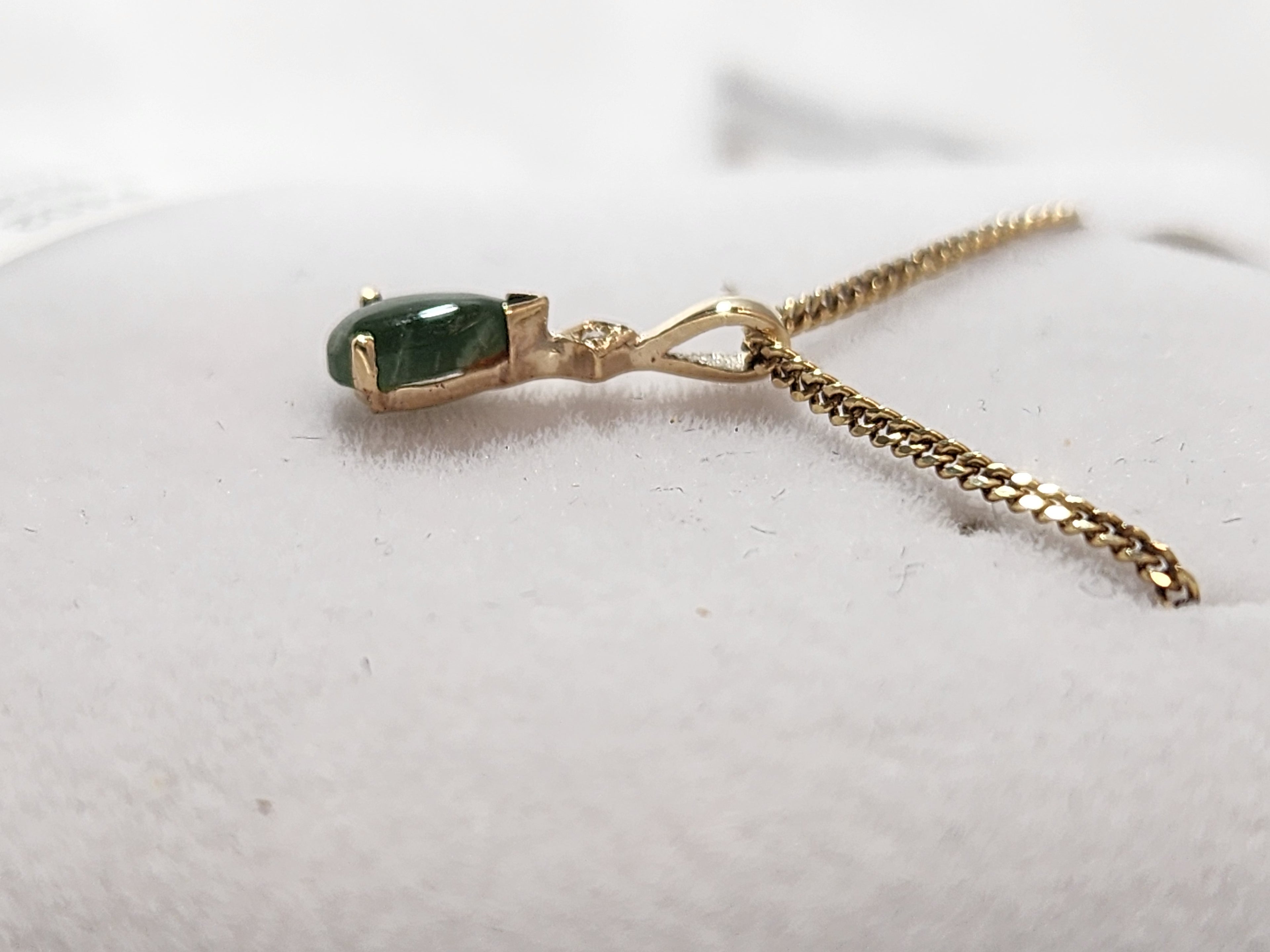 Pounamu Teardrop 9ct with Diamond - Pendant