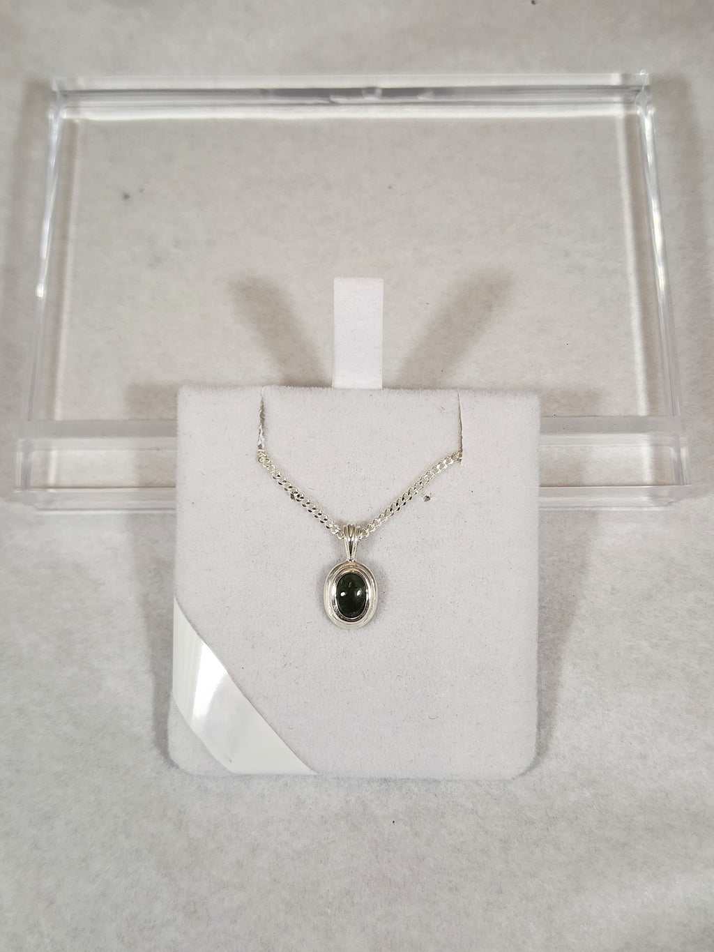 Pounamu Oval - Pendant