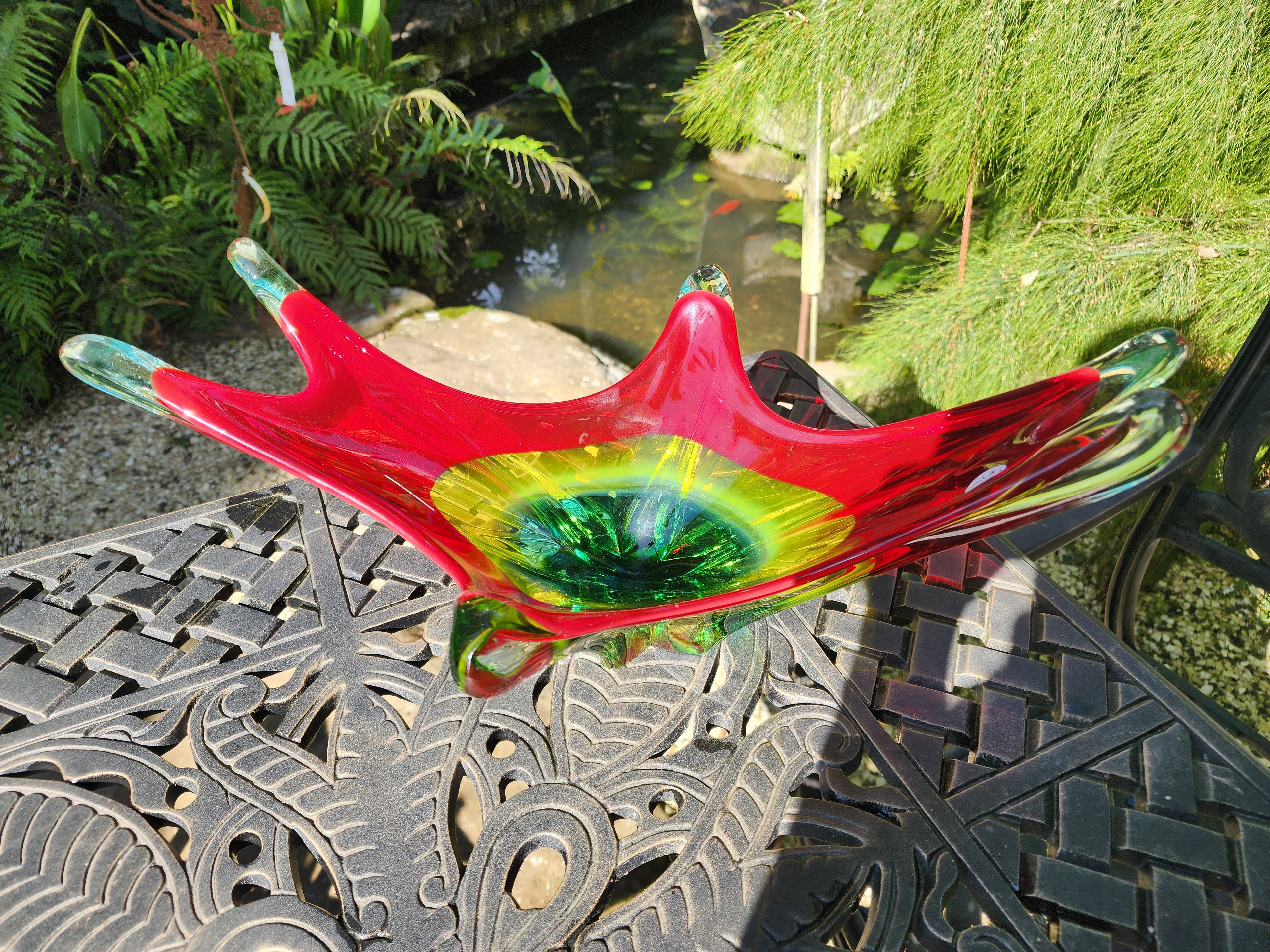 XL Red, Yellow & Green Centrepiece
