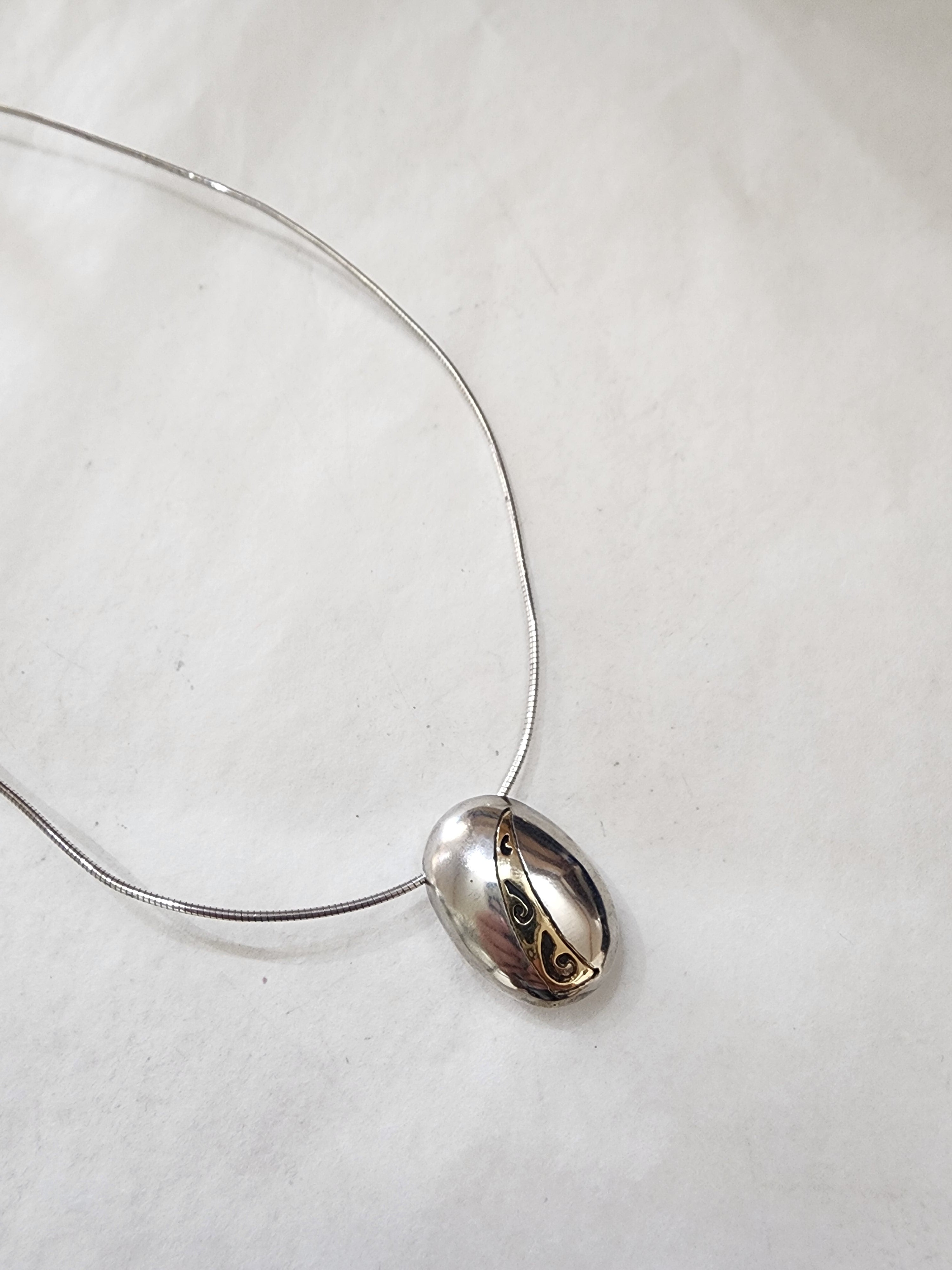 9ct Gold Pebble Pendant with Sterling Silver