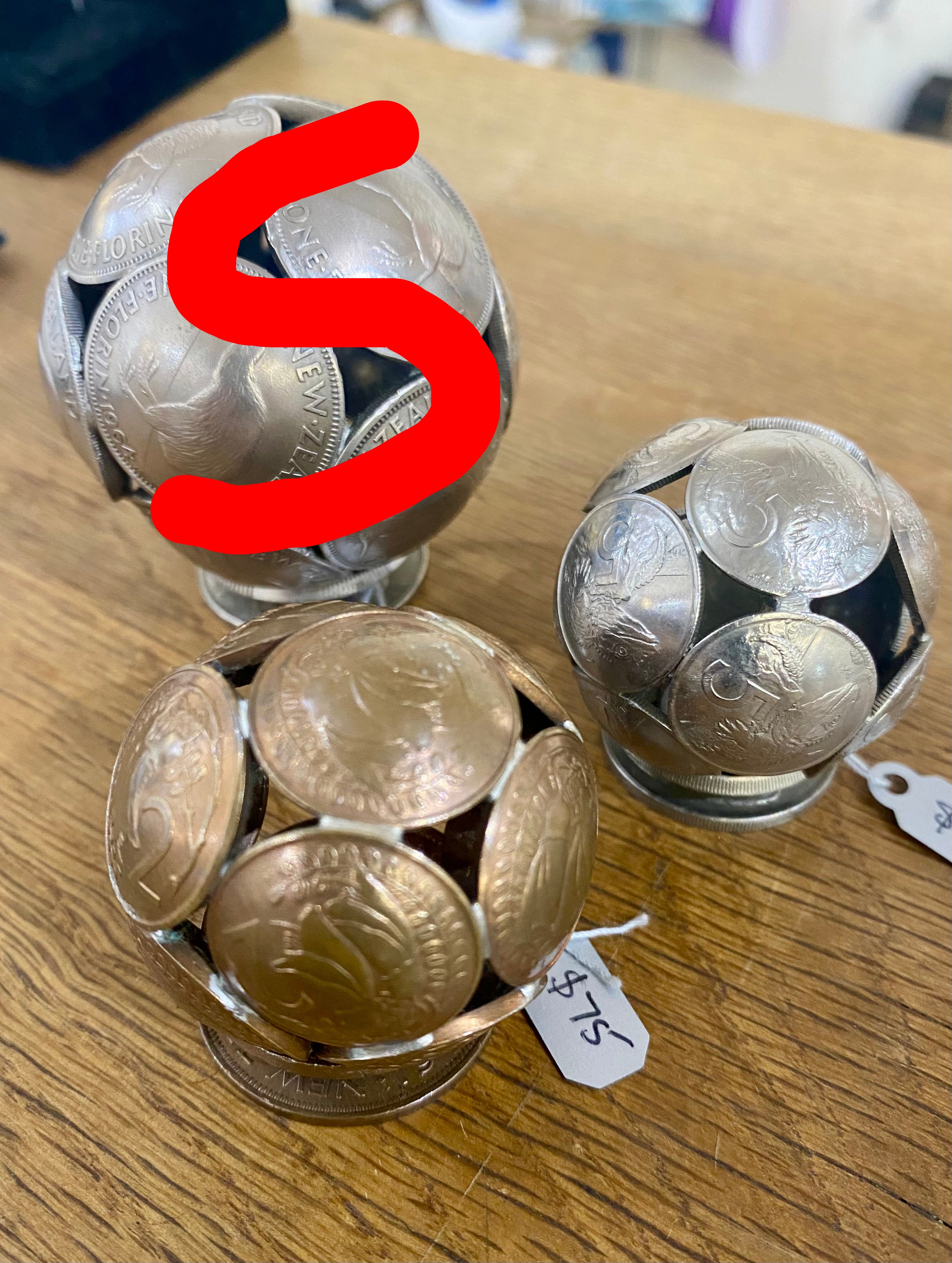 Coin Globe