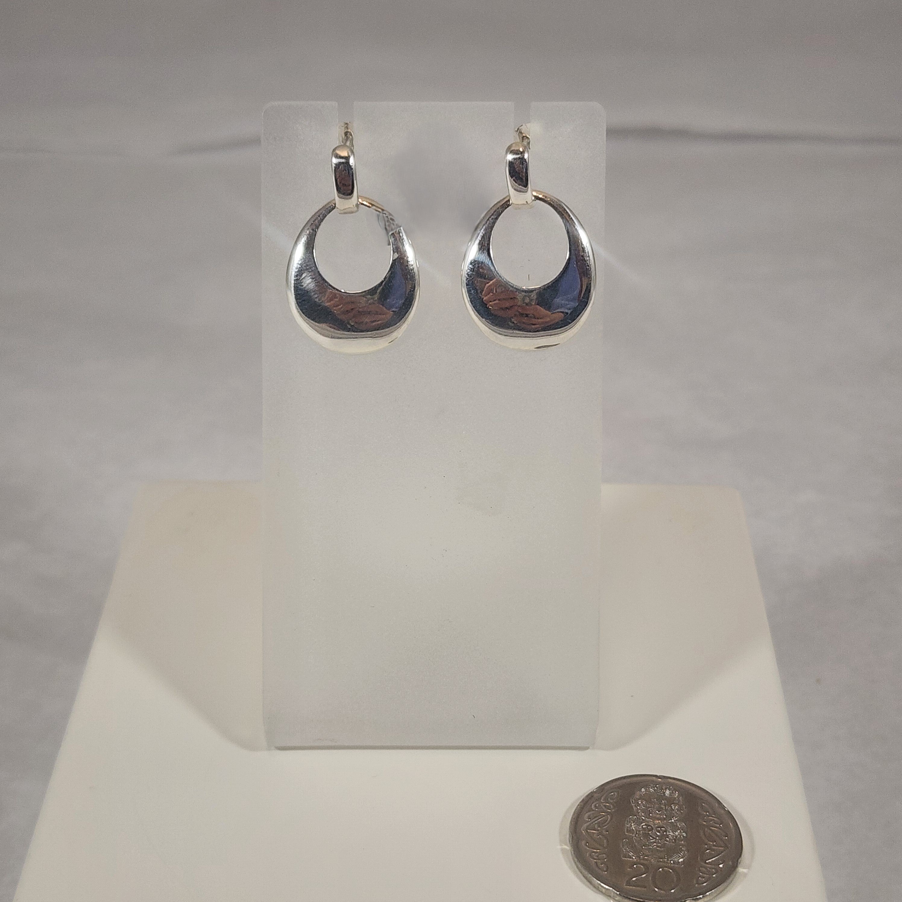 Oval - Studs