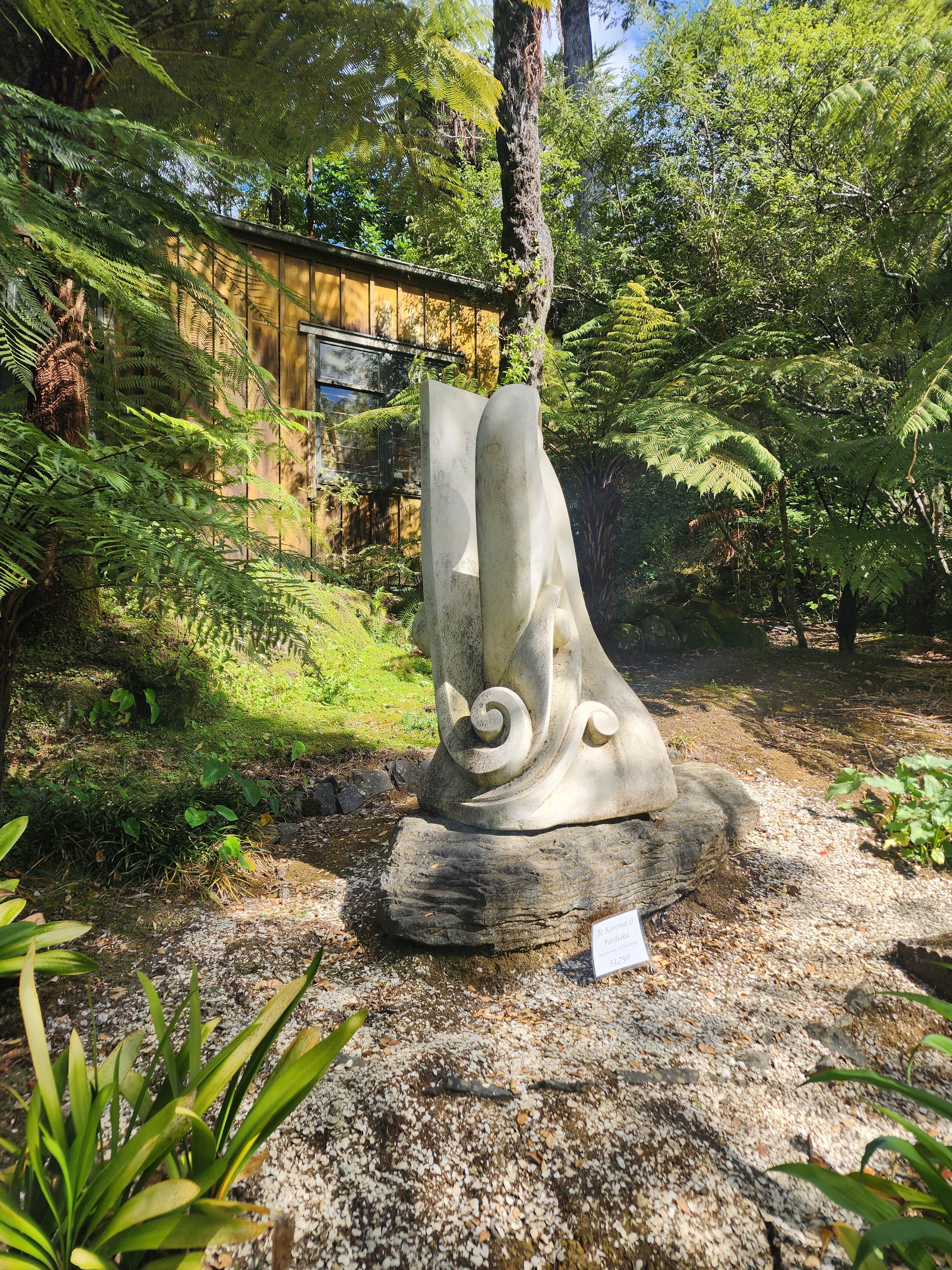 Te Korowai O Parihaka