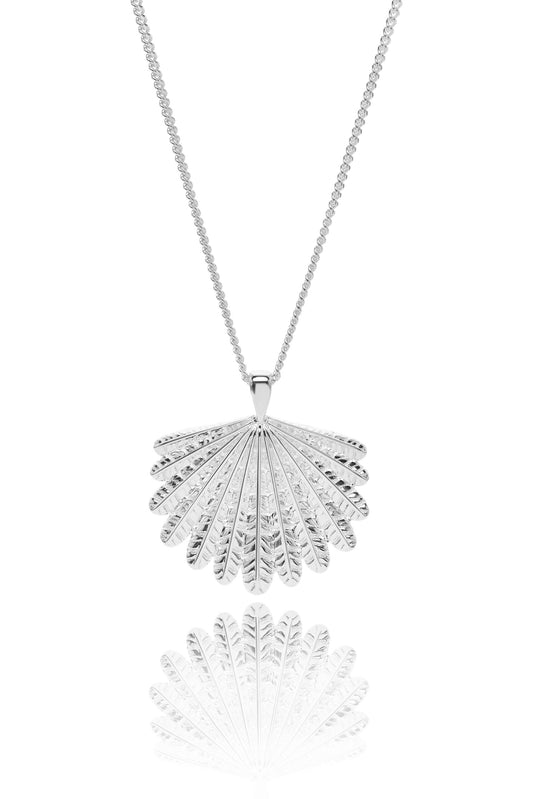 Fantail (Piwakawaka) Tail Pendant