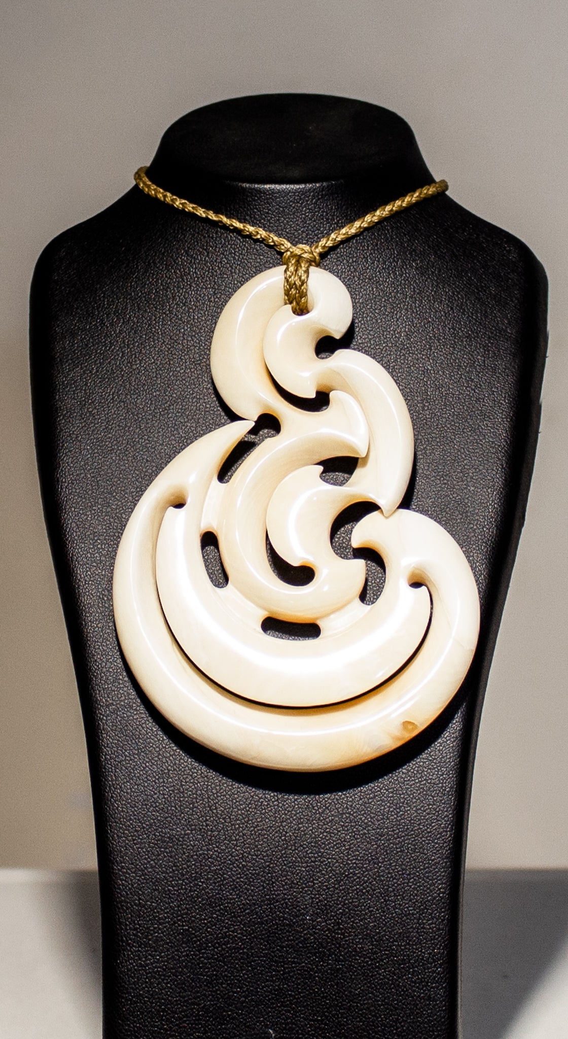 Koru Pendant - Whaletooth