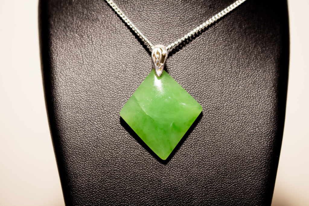 Greenstone Necklace - Diamond
